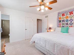 23 Wooden Bridge Court, Southampton PA 18966