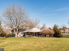 23 Wooden Bridge Court, Southampton PA 18966