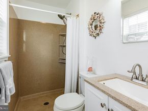 23 Wooden Bridge Court, Southampton PA 18966