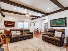 23 Wooden Bridge Court, Southampton PA 18966