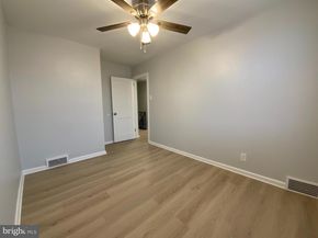 1841 W Eleanor Street W, Philadelphia PA 19141