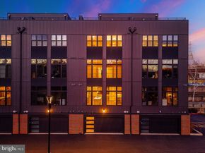 4523 Riverside Way, Philadelphia PA 19127