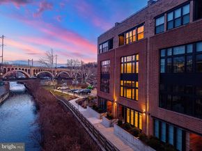 4523 Riverside Way, Philadelphia PA 19127