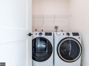 4523 Riverside Way, Philadelphia PA 19127