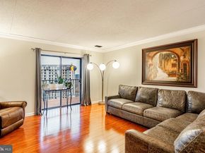 11118 Valley Forge Cir 1118, King Of Prussia PA 19406