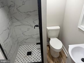 1912 W Willard Street, Philadelphia PA 19140