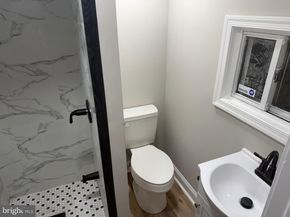 1912 W Willard Street, Philadelphia PA 19140