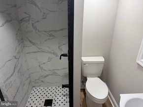 1912 W Willard Street, Philadelphia PA 19140