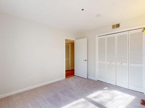 3179 Summit Square Drive 2C4, Oakton VA 22124