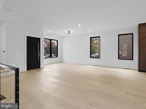 818 N Edgewood Street, Arlington VA 22201