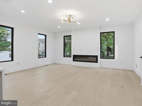 818 N Edgewood Street, Arlington VA 22201