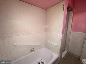 4186 Viola Street, Philadelphia PA 19104