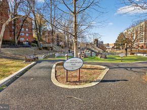 1320 N Fort Myer Drive N 824, Arlington VA 22209