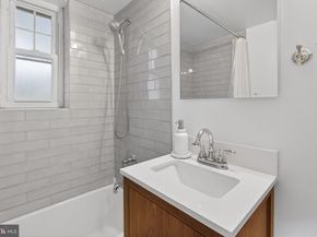 1320 N Fort Myer Drive N 824, Arlington VA 22209