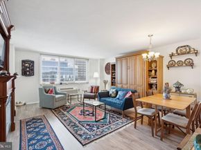 1901 John F Kennedy Boulevard 2816, Philadelphia PA 19103