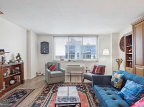 1901 John F Kennedy Boulevard 2816, Philadelphia PA 19103