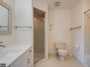 11 Treaty Drive, Chesterbrook PA 19087