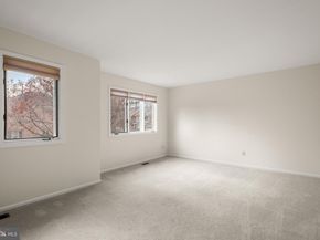 11 Treaty Drive, Chesterbrook PA 19087