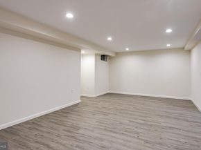 11 Treaty Drive, Chesterbrook PA 19087