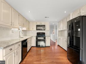 11 Treaty Drive, Chesterbrook PA 19087