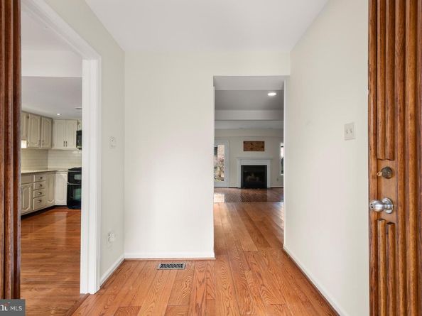 11 Treaty Drive, Chesterbrook PA 19087