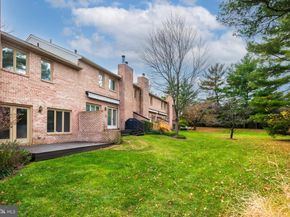 11 Treaty Drive, Chesterbrook PA 19087
