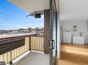 1510 12TH Street N 303, Arlington VA 22209