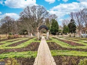 859 N Lexington Street, Arlington VA 22205