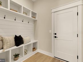 859 N Lexington Street, Arlington VA 22205