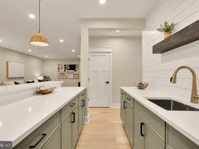 859 N Lexington Street, Arlington VA 22205