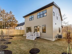 859 N Lexington Street, Arlington VA 22205