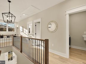 859 N Lexington Street, Arlington VA 22205