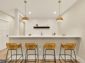 859 N Lexington Street, Arlington VA 22205