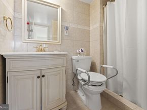 4201 Cathedral Avenue NW 905E, Washington DC 20016