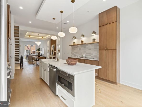 503 Winton Street, Philadelphia PA 19148