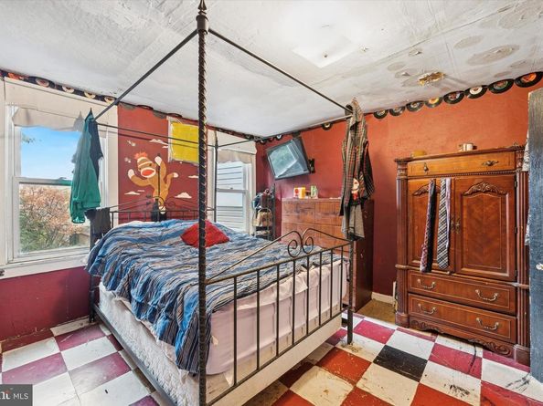 1122 Marlborough Street, Philadelphia PA 19125