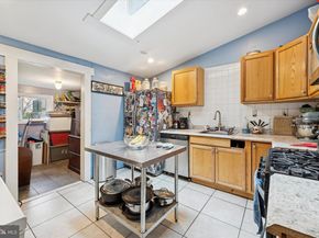 1122 Marlborough Street, Philadelphia PA 19125