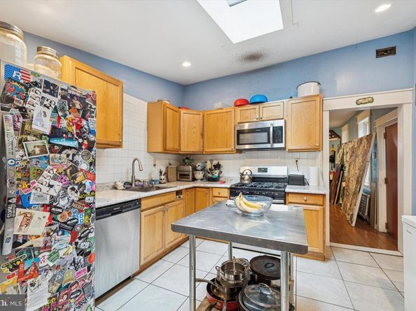 1122 Marlborough Street, Philadelphia PA 19125