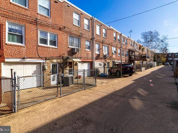 226 Benner Street, Philadelphia PA 19111