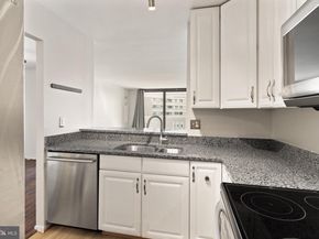 6101 Edsall Road 1209, Alexandria VA 22304