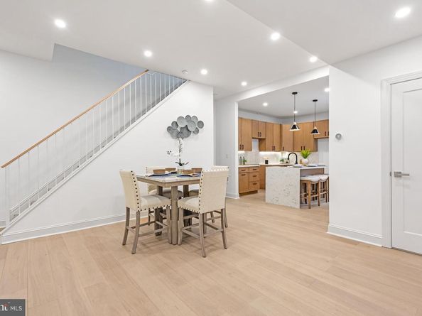 240 W Earlham Terrace, Philadelphia PA 19144