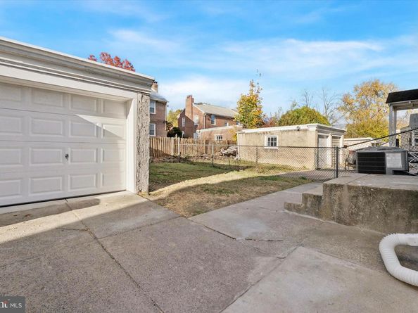 223 W Plumstead Avenue, Lansdowne PA 19050