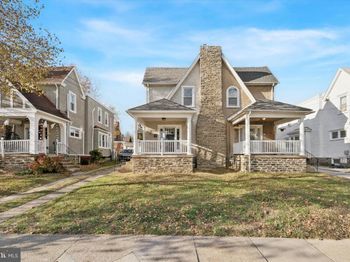 223 W Plumstead Avenue