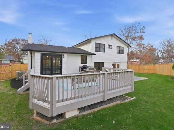 9803 De Paul Drive, Bethesda MD 20817