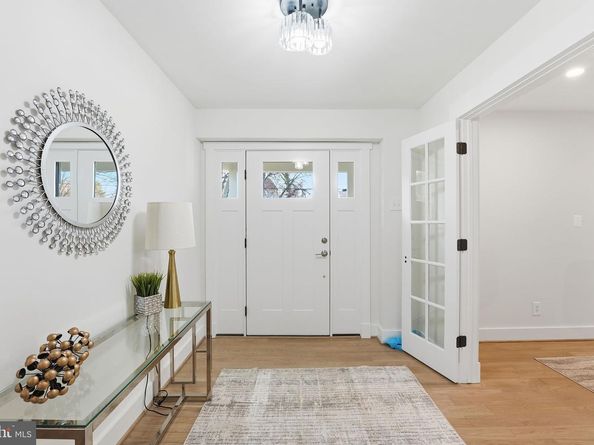 9803 De Paul Drive, Bethesda MD 20817