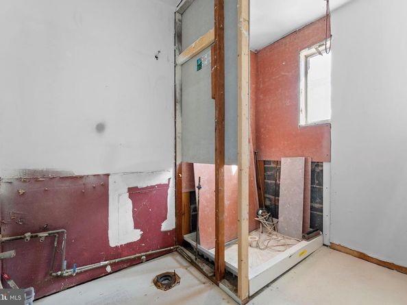 7713 Jason Place, Philadelphia PA 19153