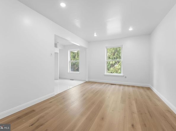 7713 Jason Place, Philadelphia PA 19153