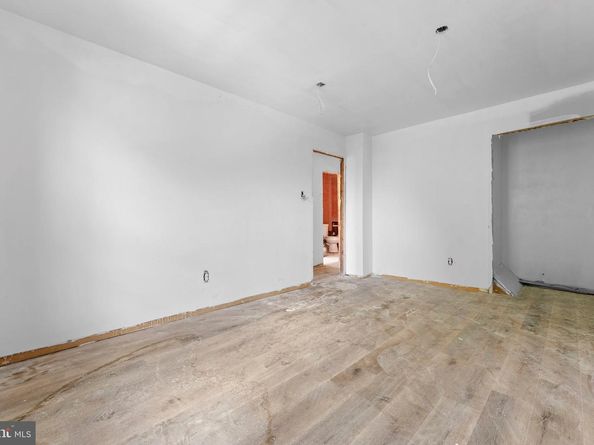 7713 Jason Place, Philadelphia PA 19153