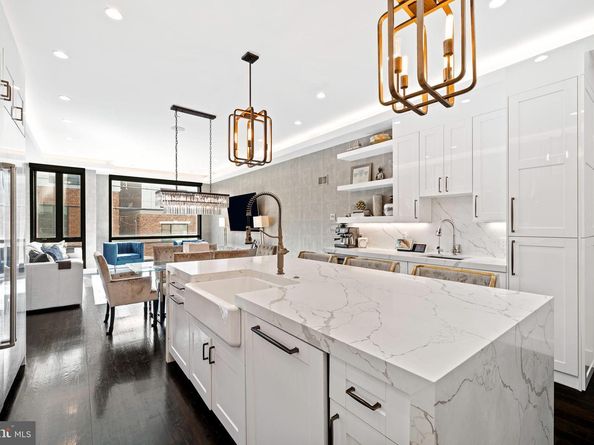 722 N 3rd Street, Philadelphia PA 19123