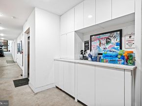 722 N 3rd Street, Philadelphia PA 19123